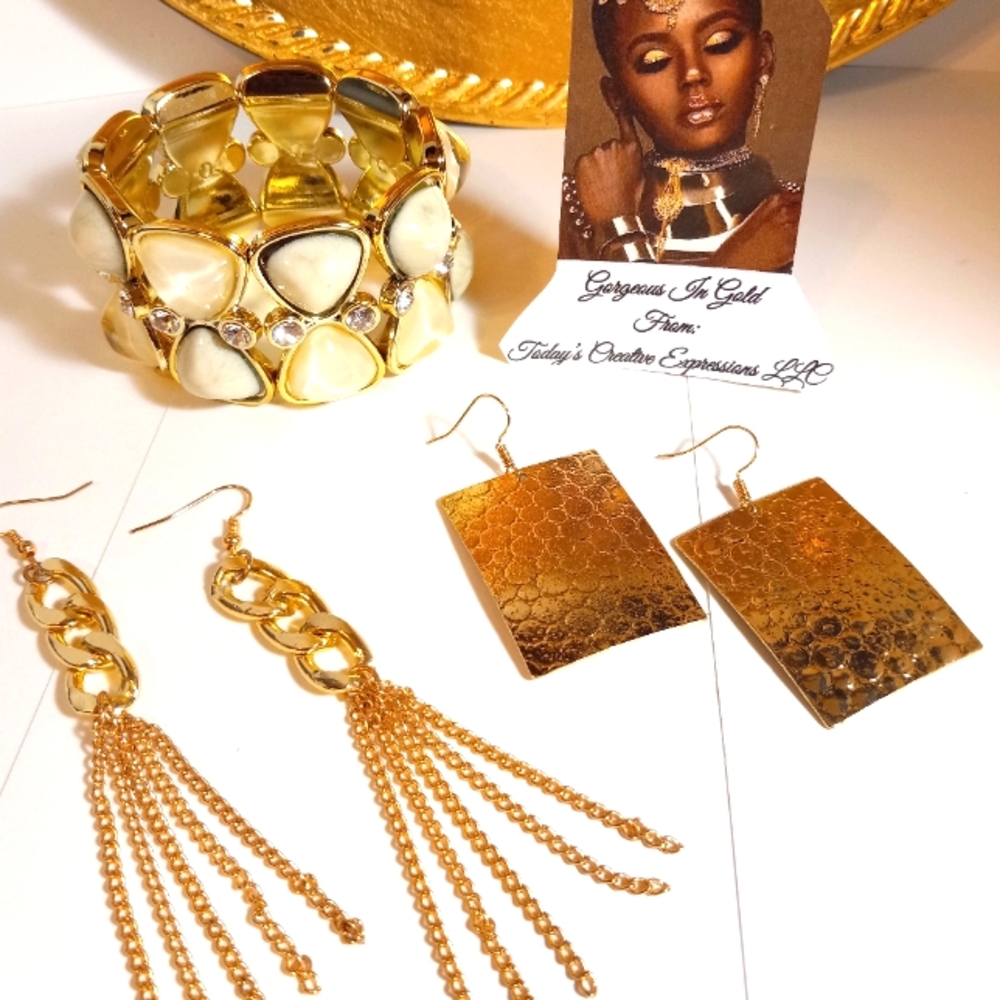 The Golden Earring & Bracelet Collection!